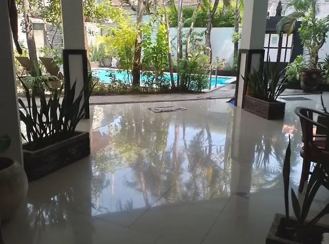 Marinos Place Aparthotel 3*