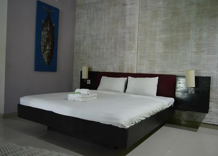 Marinos Place Aparthotel 3*