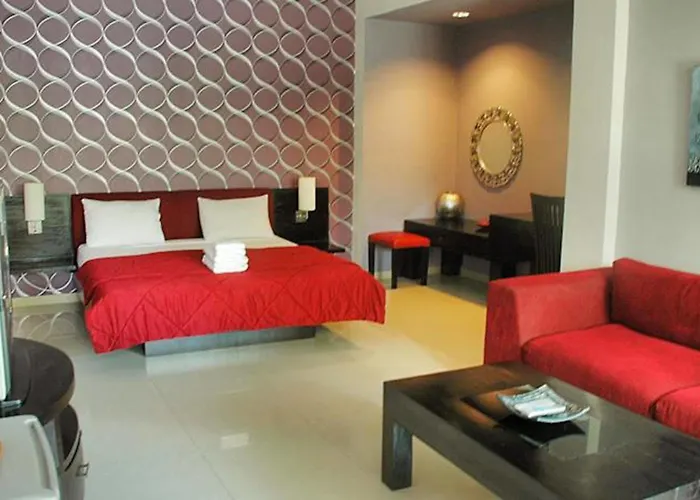 Marinos Place Aparthotel